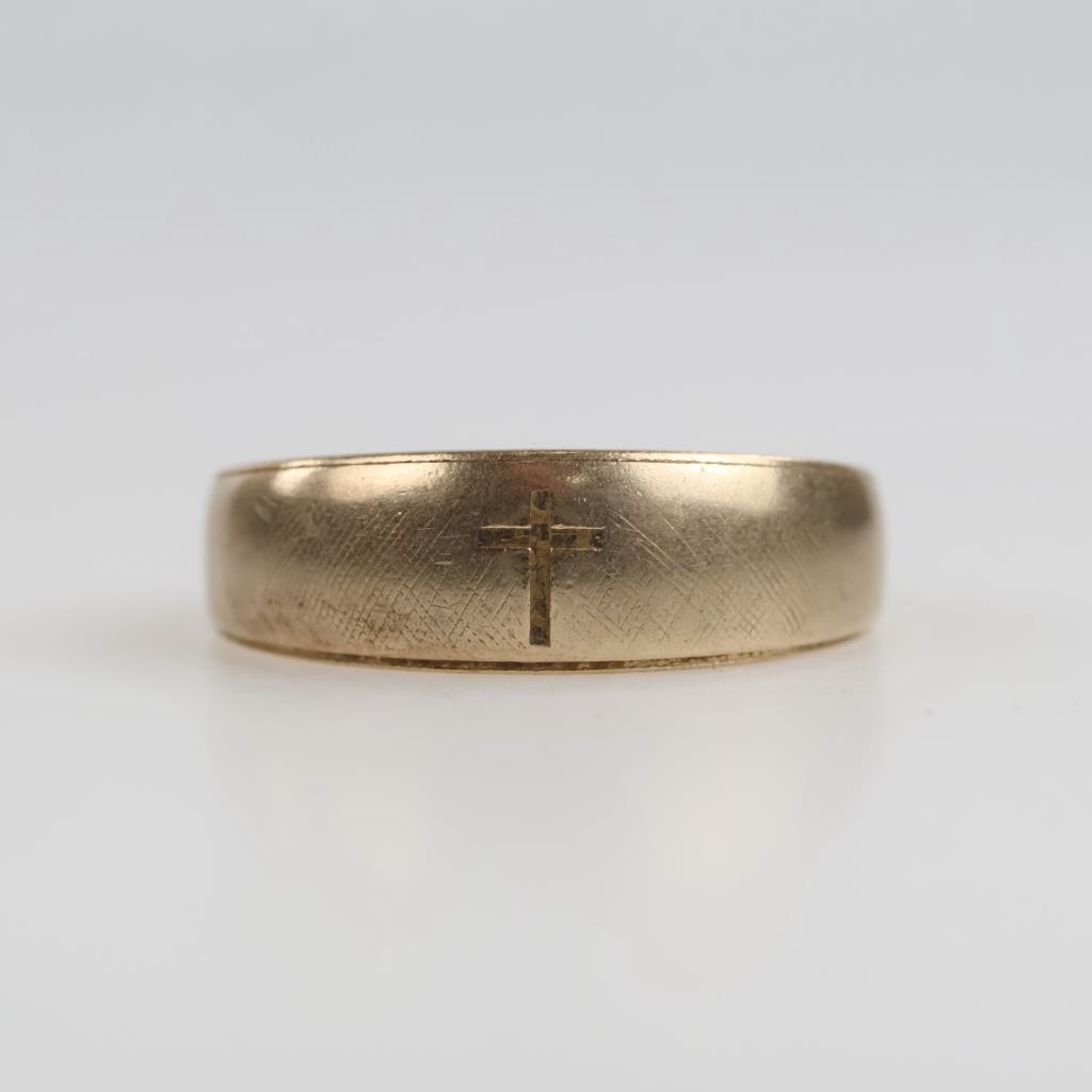 14kt Gold Band
