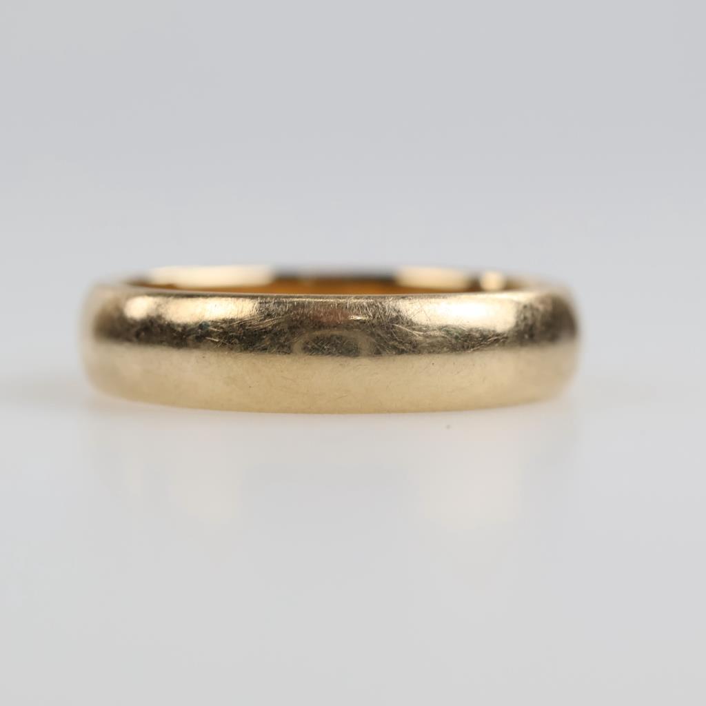 14kt Gold Band