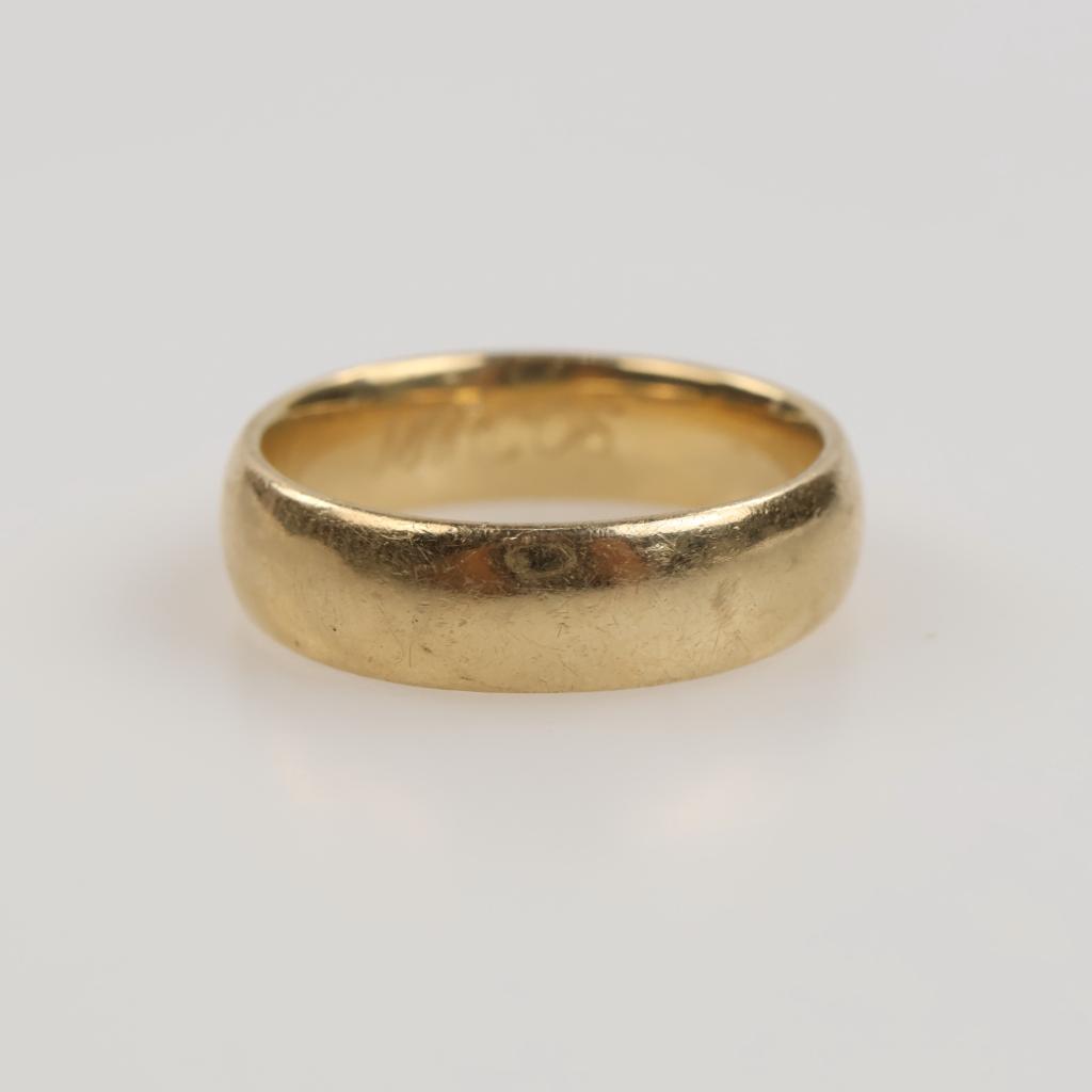 14kt Gold Band Ring