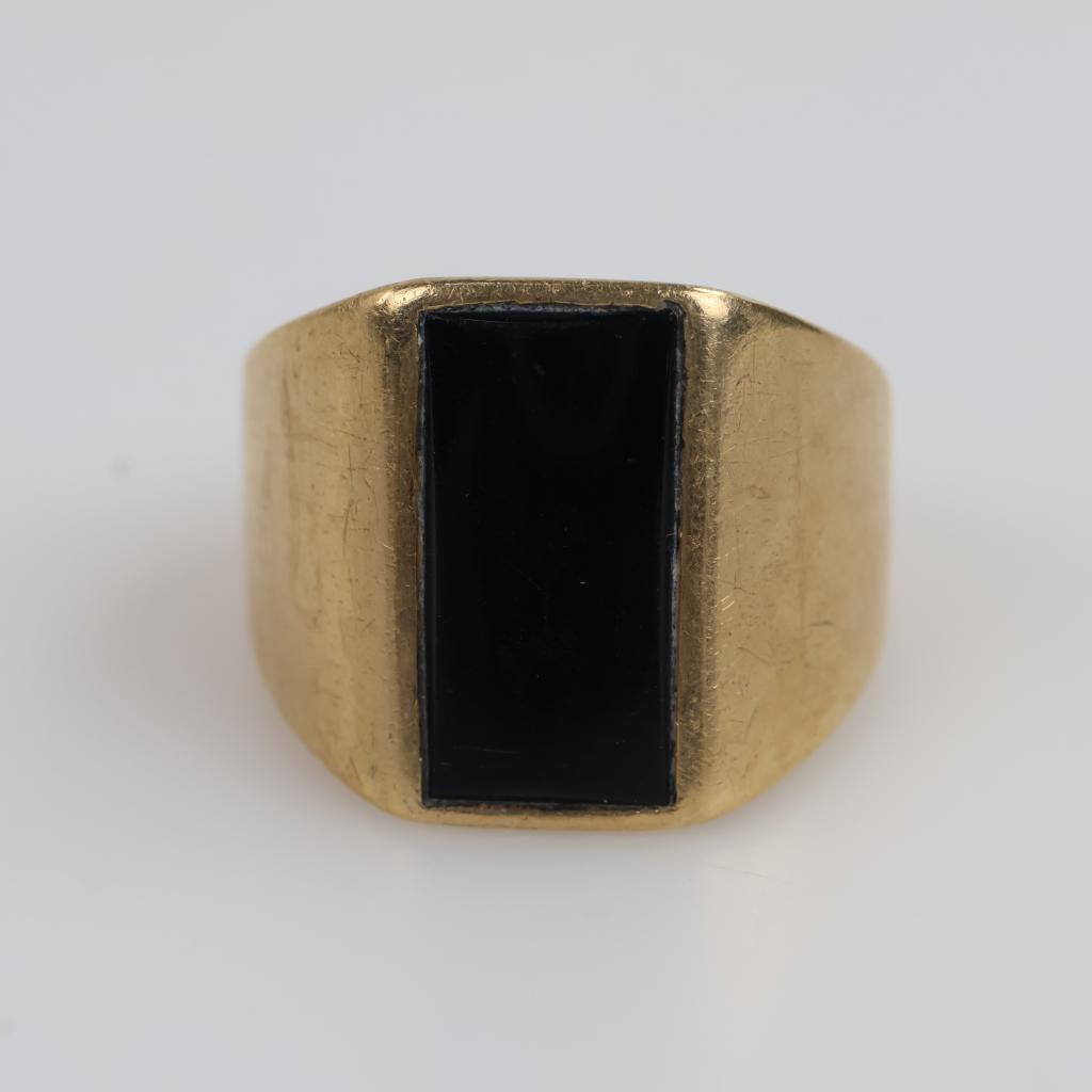 14kt Gold Black Stone Signet Ring