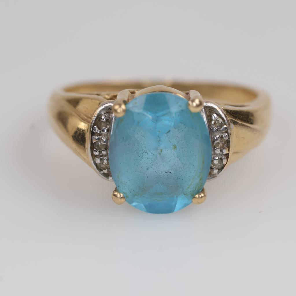 14kt Gold Blue And Clear Stone Ring