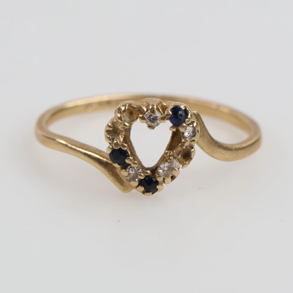 14kt Gold Blue And Clear Stone Ring