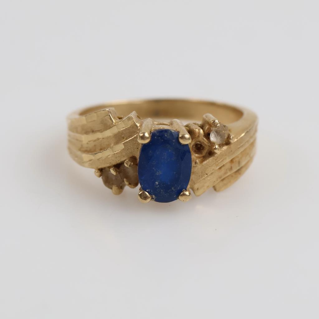 14kt Gold Blue Stone Clear Stone Accent Ring