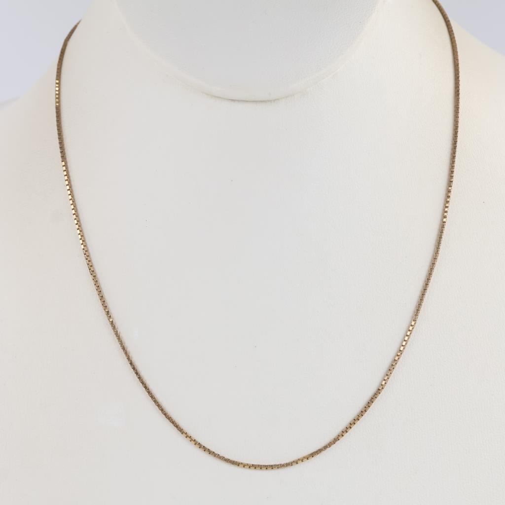 14kt Gold Box Link Necklace