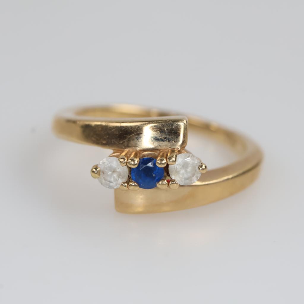 14kt Gold Clear And Blue Stone Ring