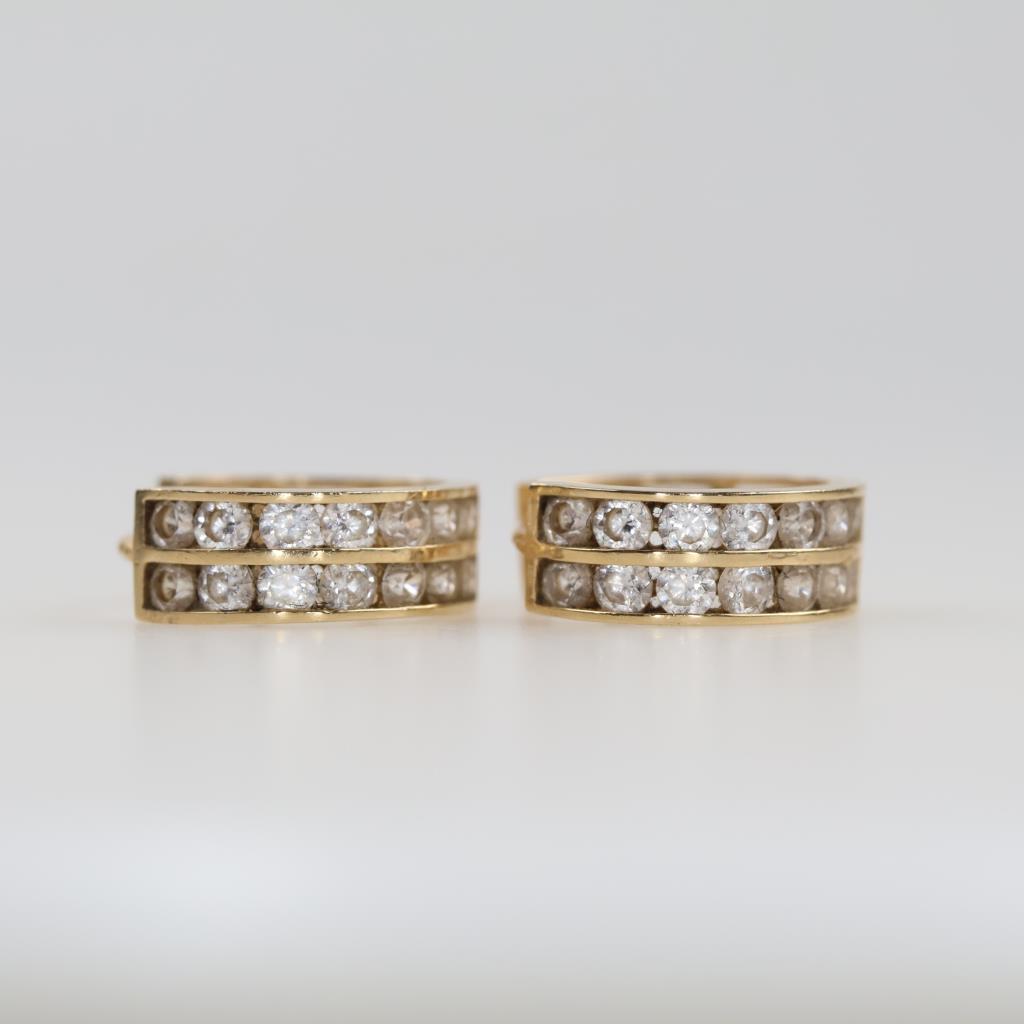 14kt Gold Clear Stone Hoop Earrings