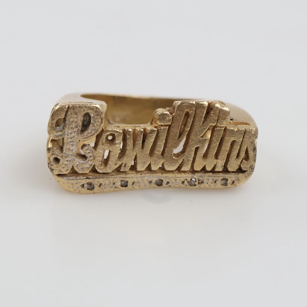 14kt Gold Clear Stone Name Ring