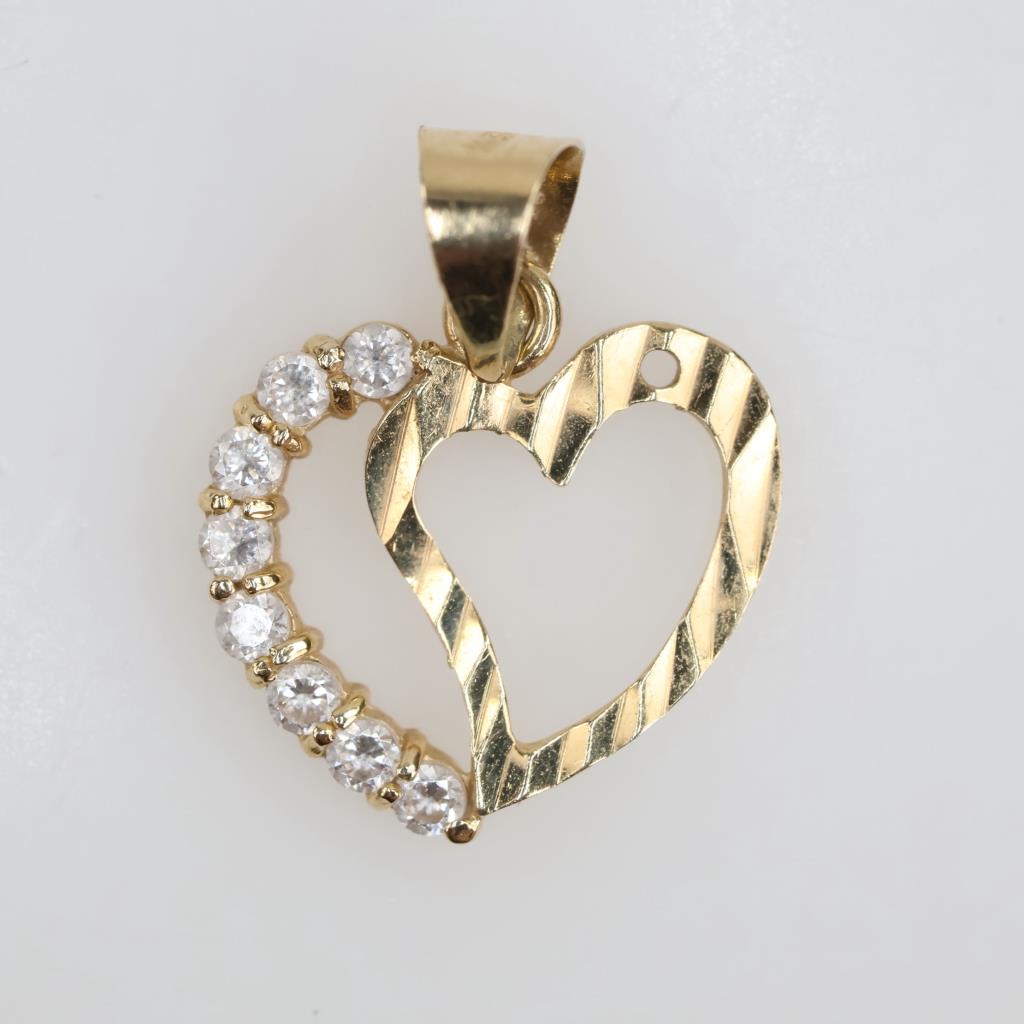 14kt Gold Clear Stone Pendant