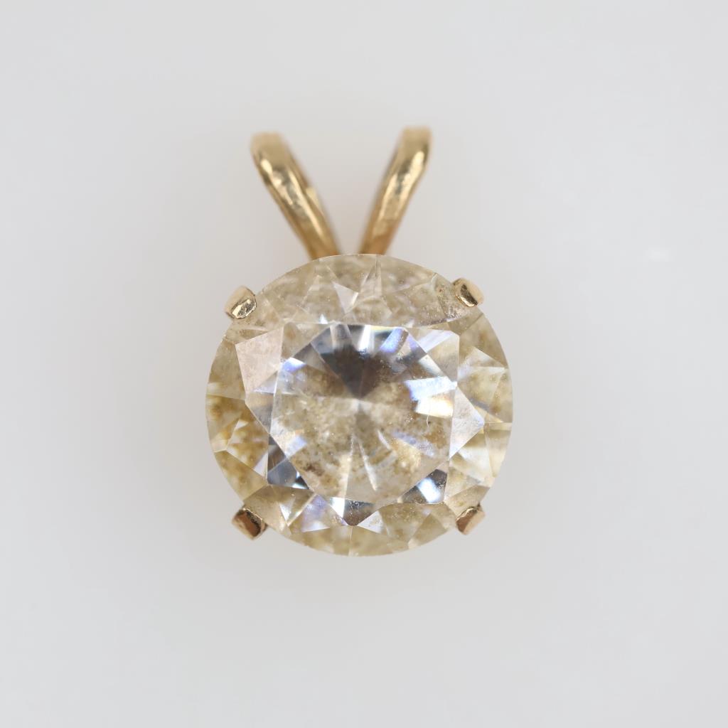 14kt Gold Clear Stone Pendant