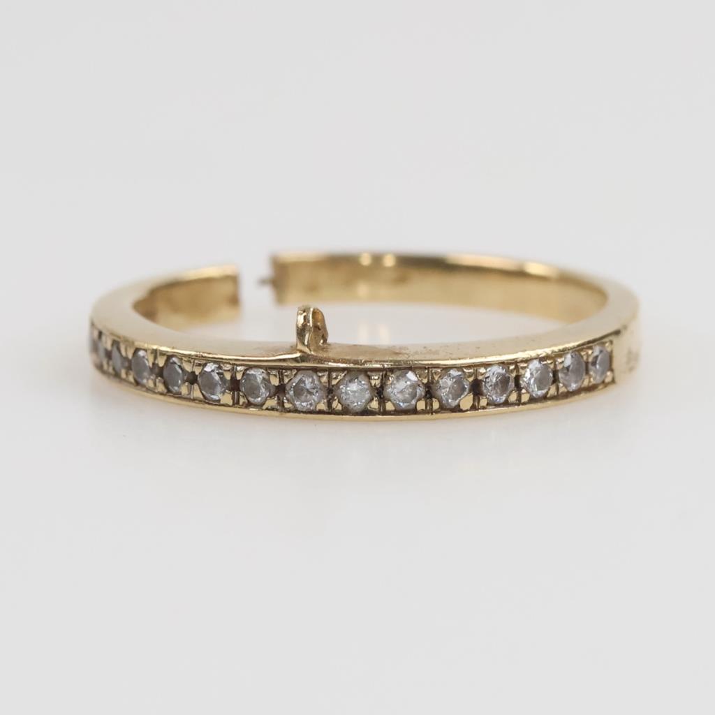 14kt Gold Clear Stone Ring