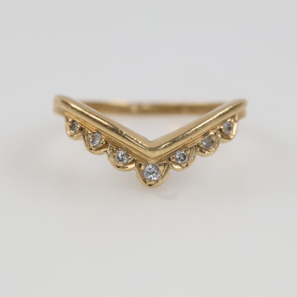 14kt Gold Clear Stone Ring