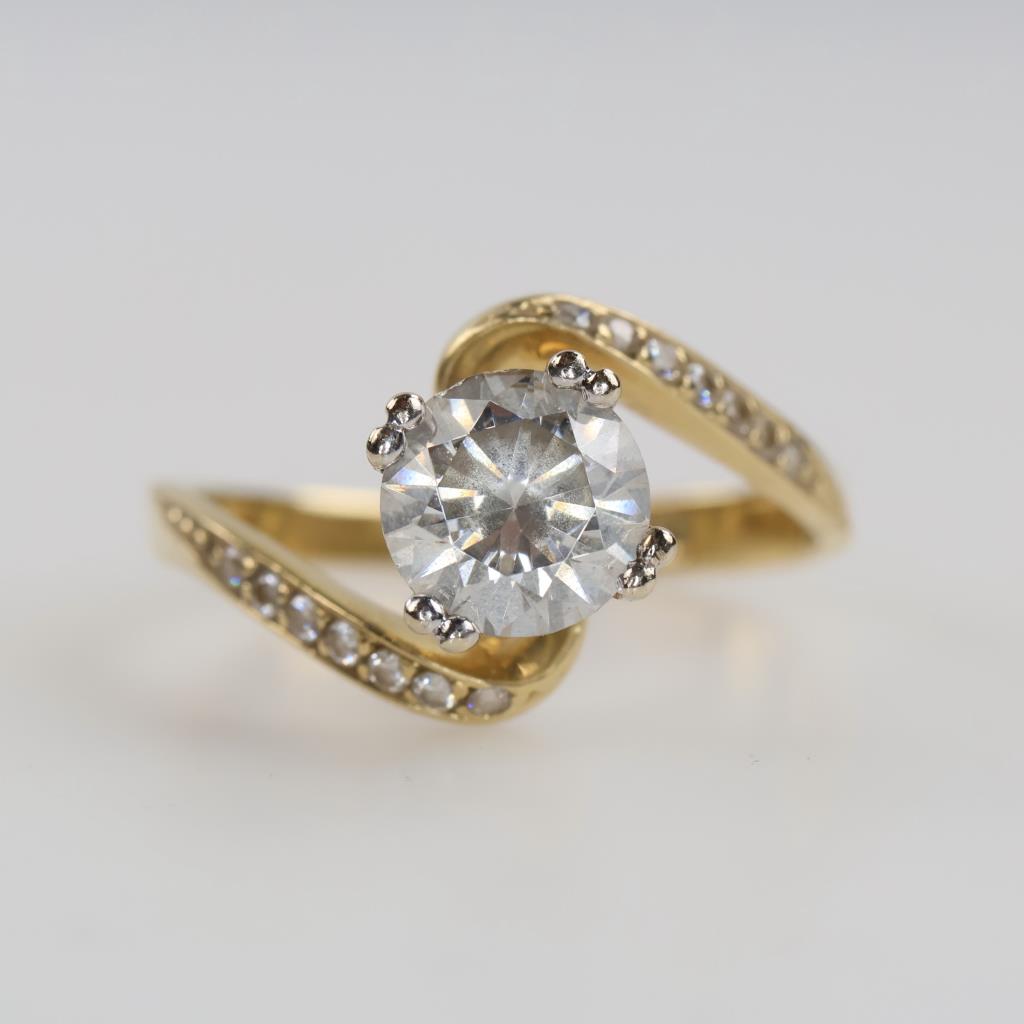 14kt Gold Clear Stone Ring