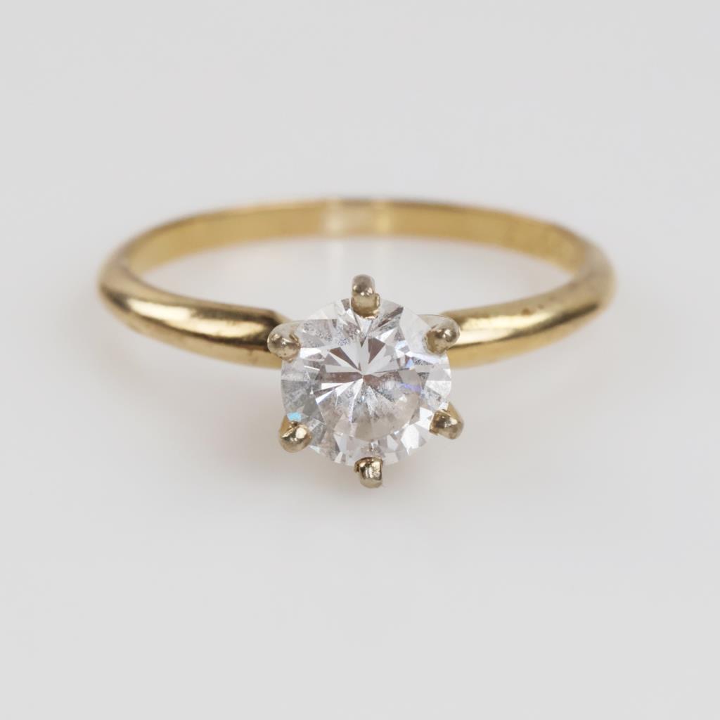 14kt Gold Clear Stone Ring