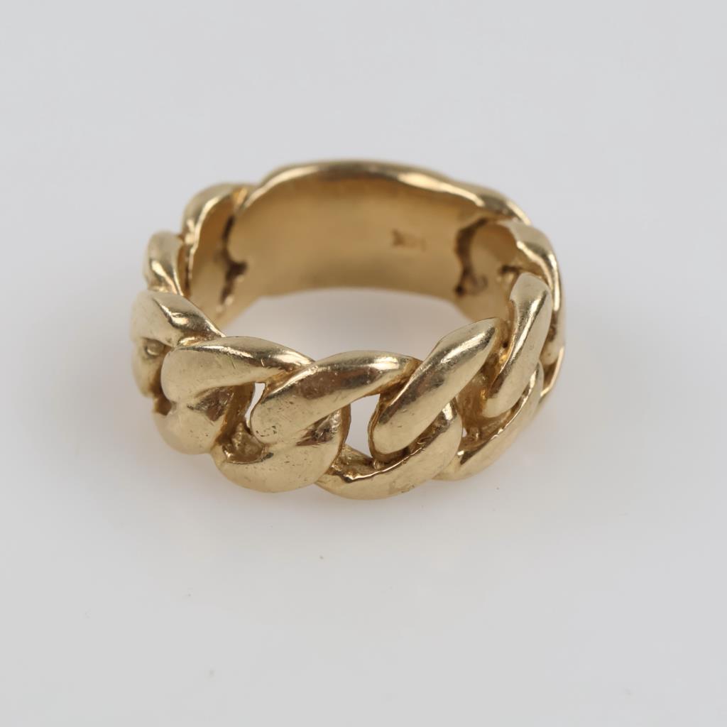 14kt Gold Curb Link Style Ring