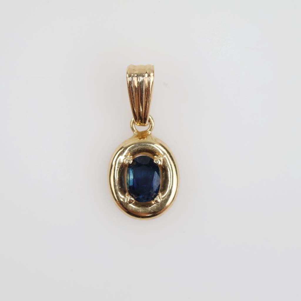 14kt Gold Dark Blue Sapphire Pendant