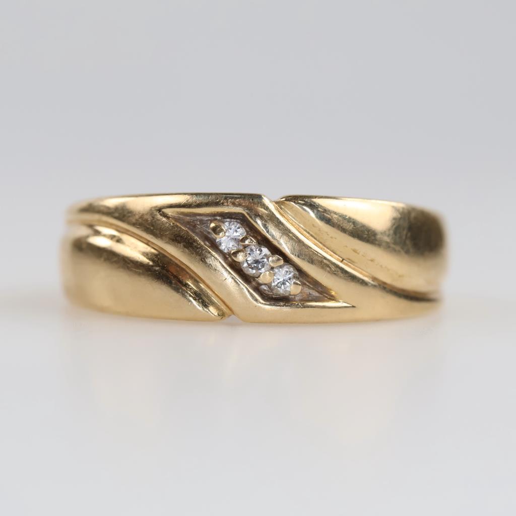 14kt Gold Diamond Band