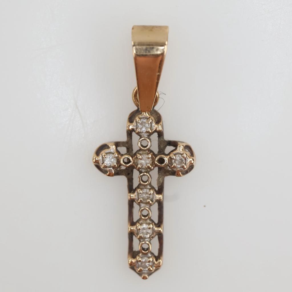 14kt Gold Diamond Cross Pendant