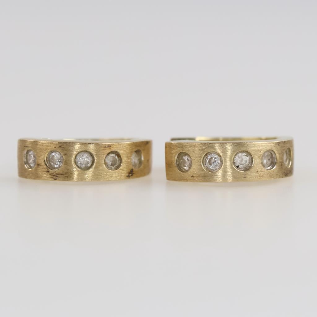 14kt Gold Diamond Huggie Hoop Earrings