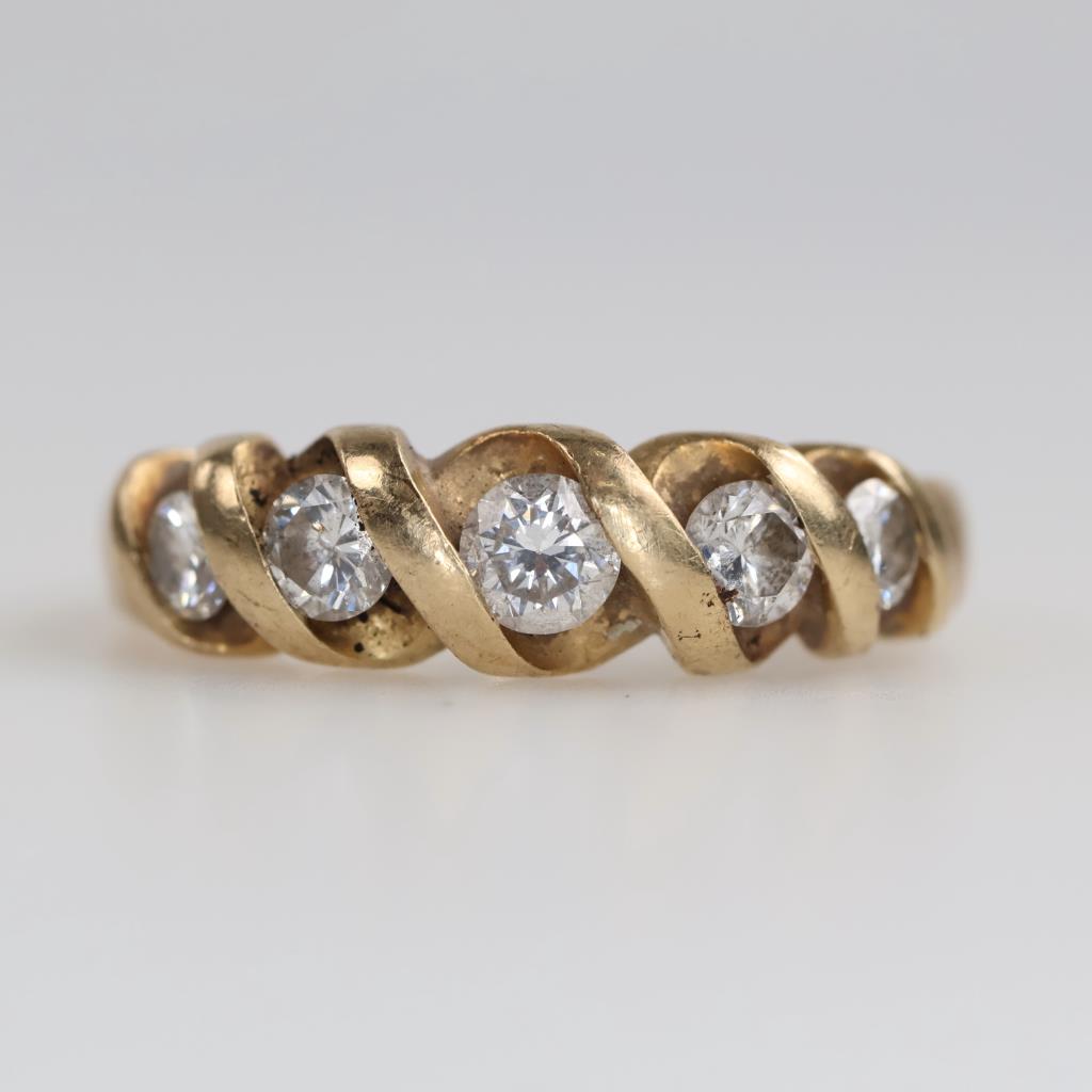 14kt Gold Diamond Ring