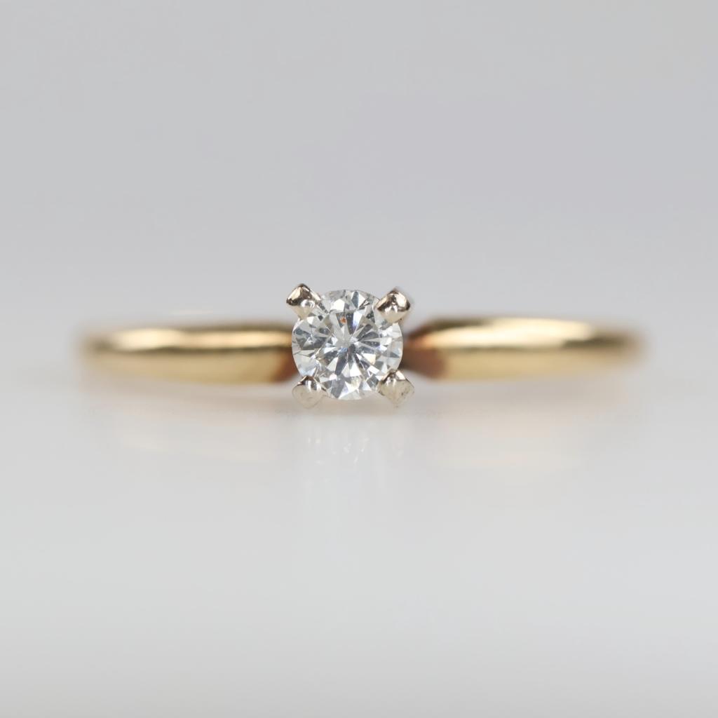 14kt Gold Diamond Ring