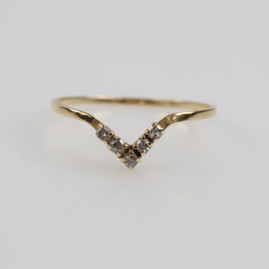 14kt Gold Diamond Ring