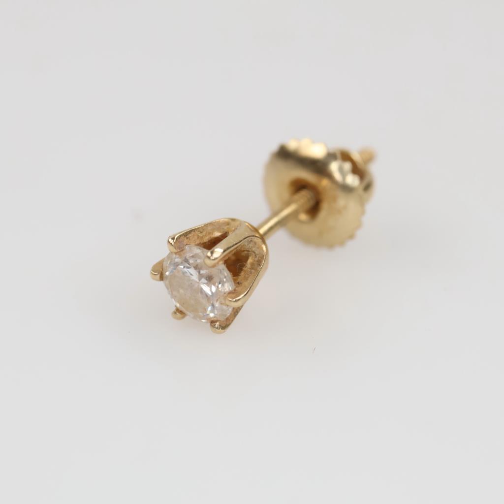 14kt Gold Diamond Single Stud Earring