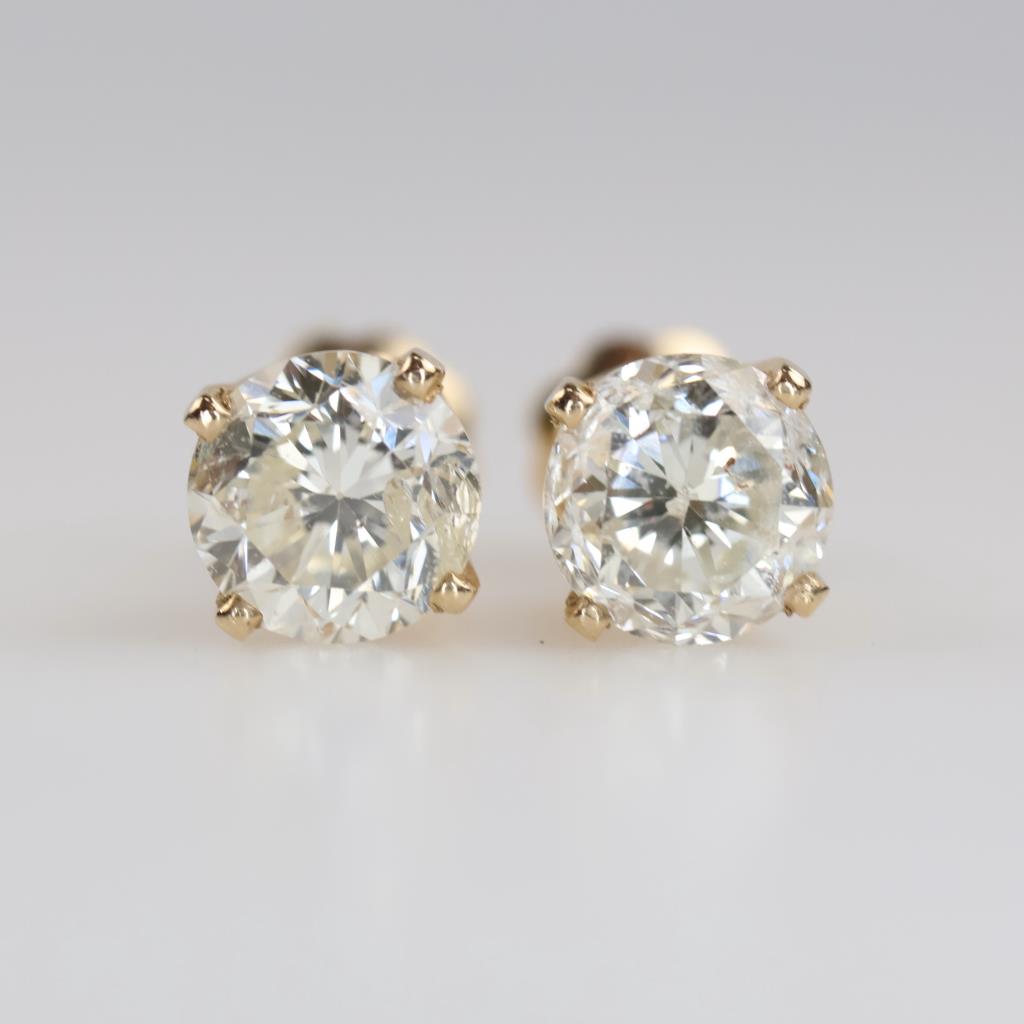 14kt Gold Diamond Solitaire Stud Earrings