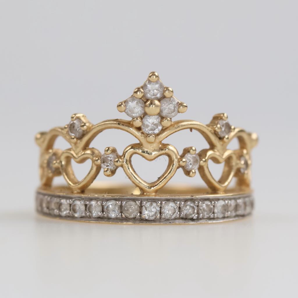 14kt Gold Diamond Tiara Ring