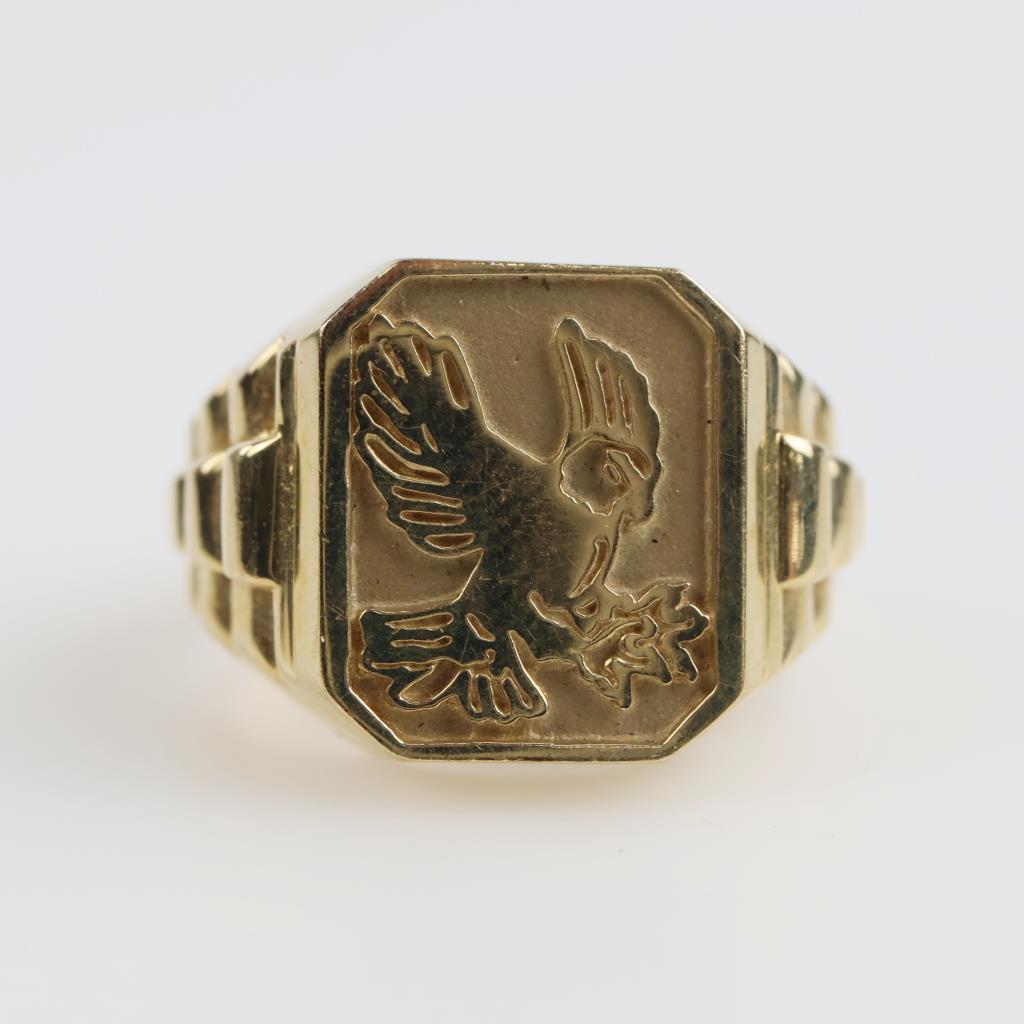 14kt Gold Eagle Signet Ring