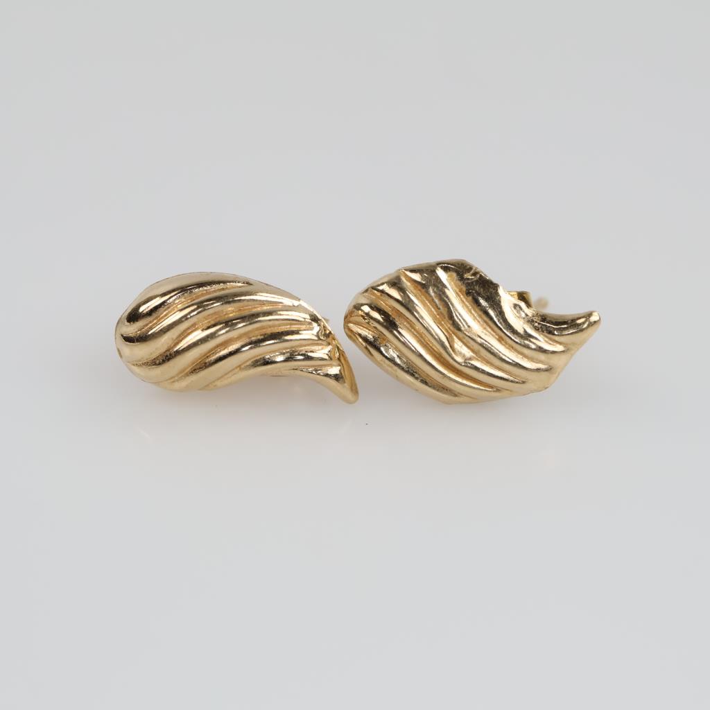 14kt Gold Earrings