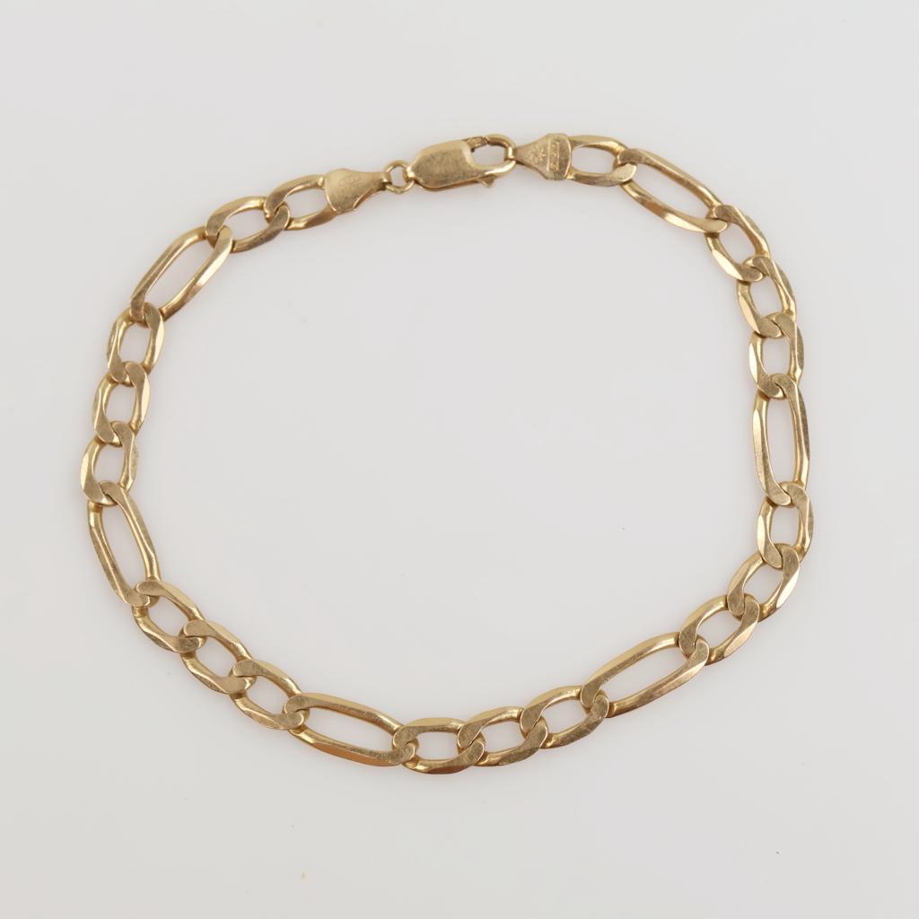 14kt Gold Figaro Chain Link Necklace