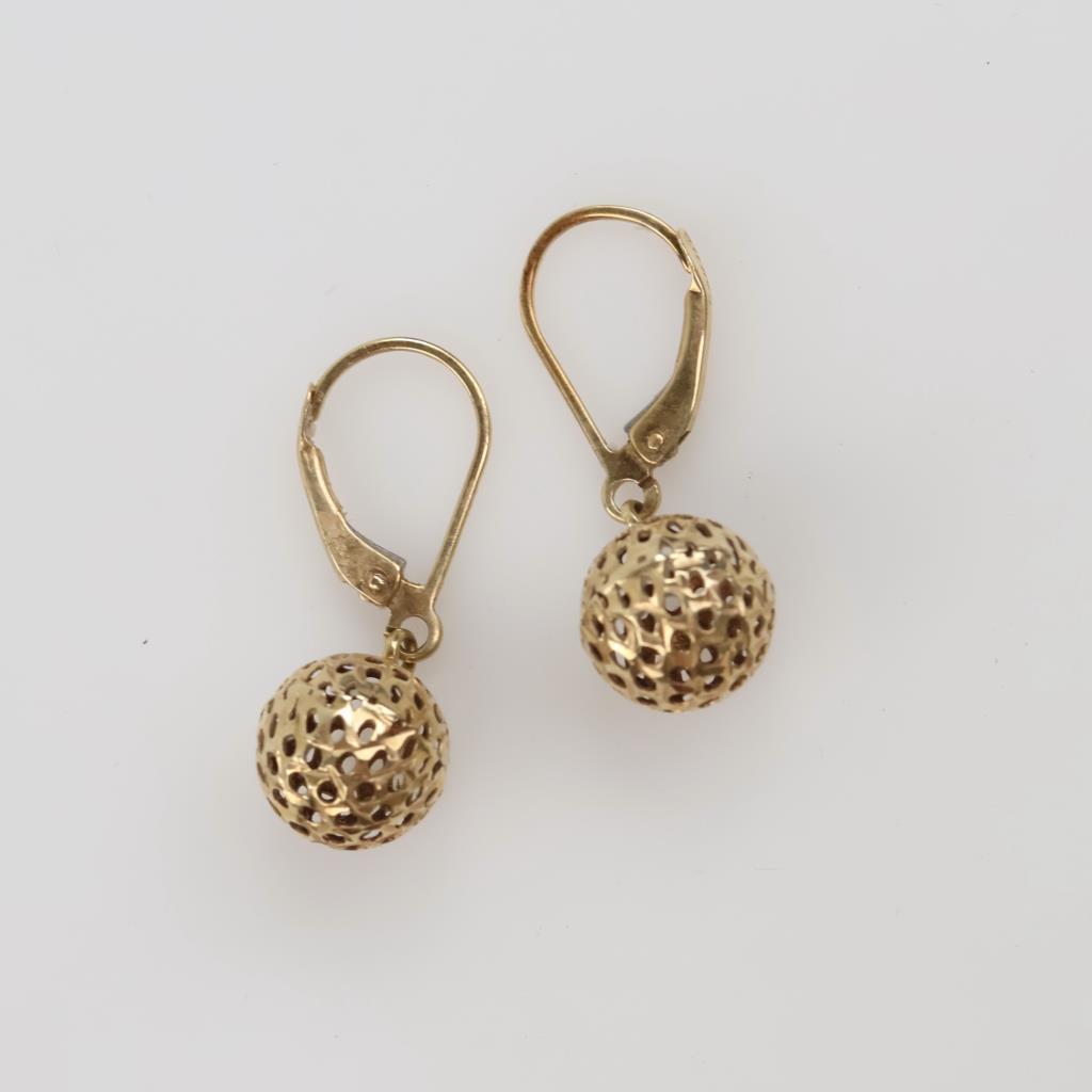 14kt Gold Hollow Ball Earrings