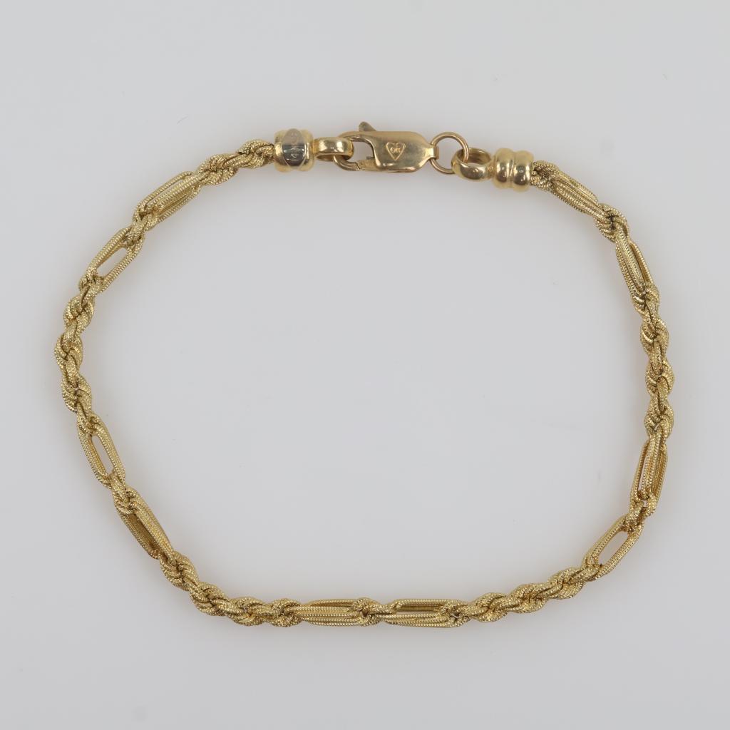 14kt Gold Hollow Bracelet