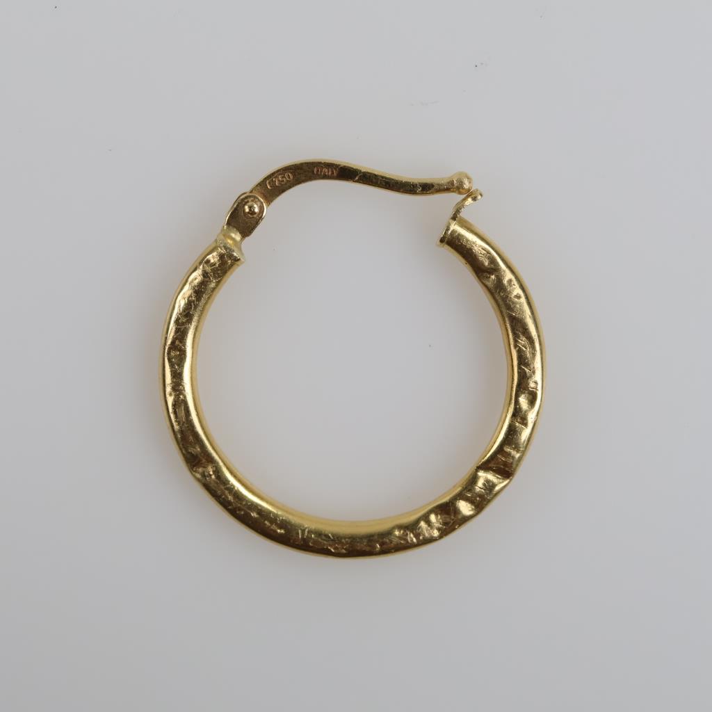 14kt Gold Hollow Hoop Earring