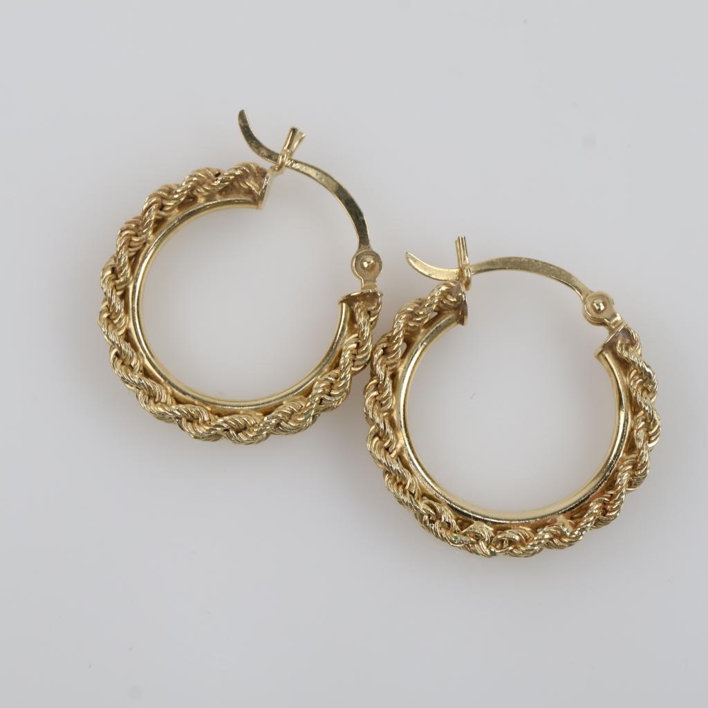 14kt Gold Hollow Hoop Earrings