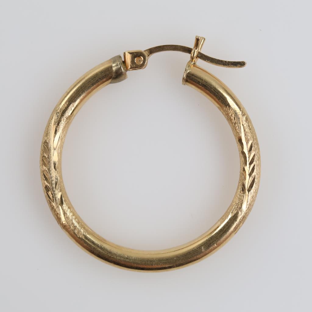 14kt Gold Hollow Hoop Single Earring