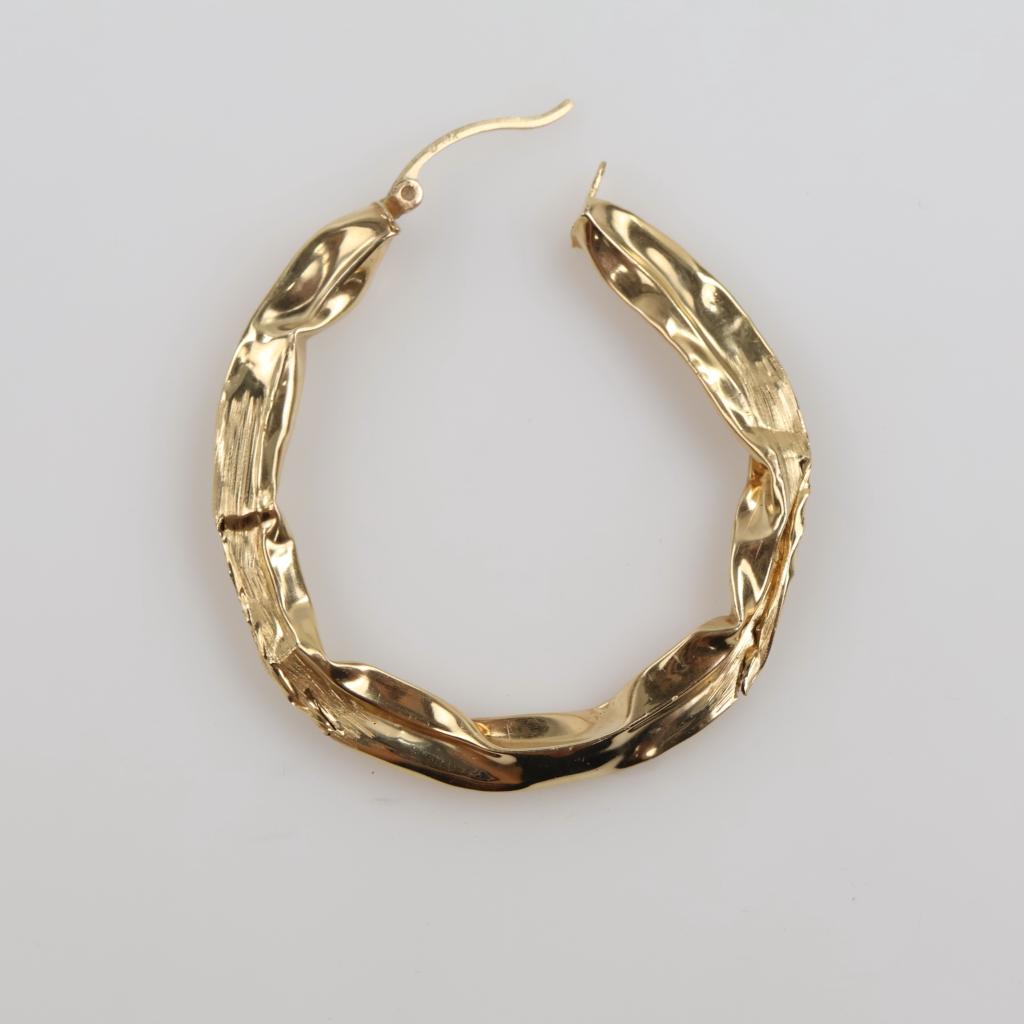 14kt Gold Hollow Hoop Single Earring