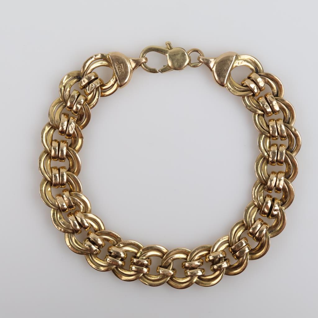 14kt Gold Hollow Link Bracelet