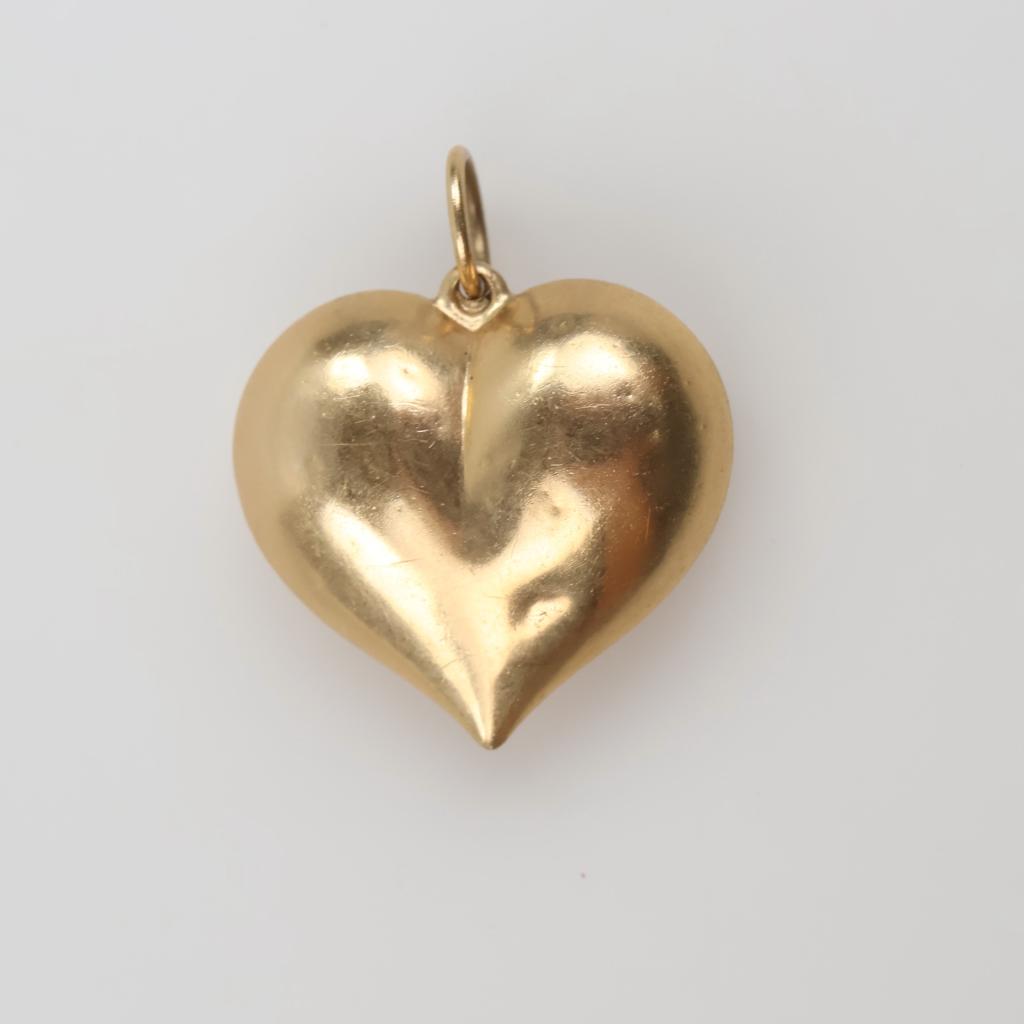 14kt Gold Hollow Puffed Heart Pendant