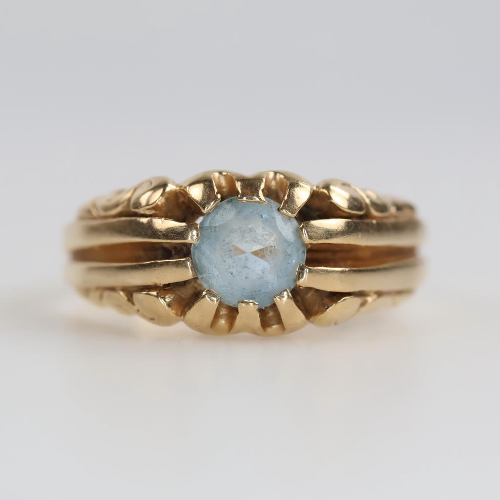 14kt Gold Light Blue Stone Ring