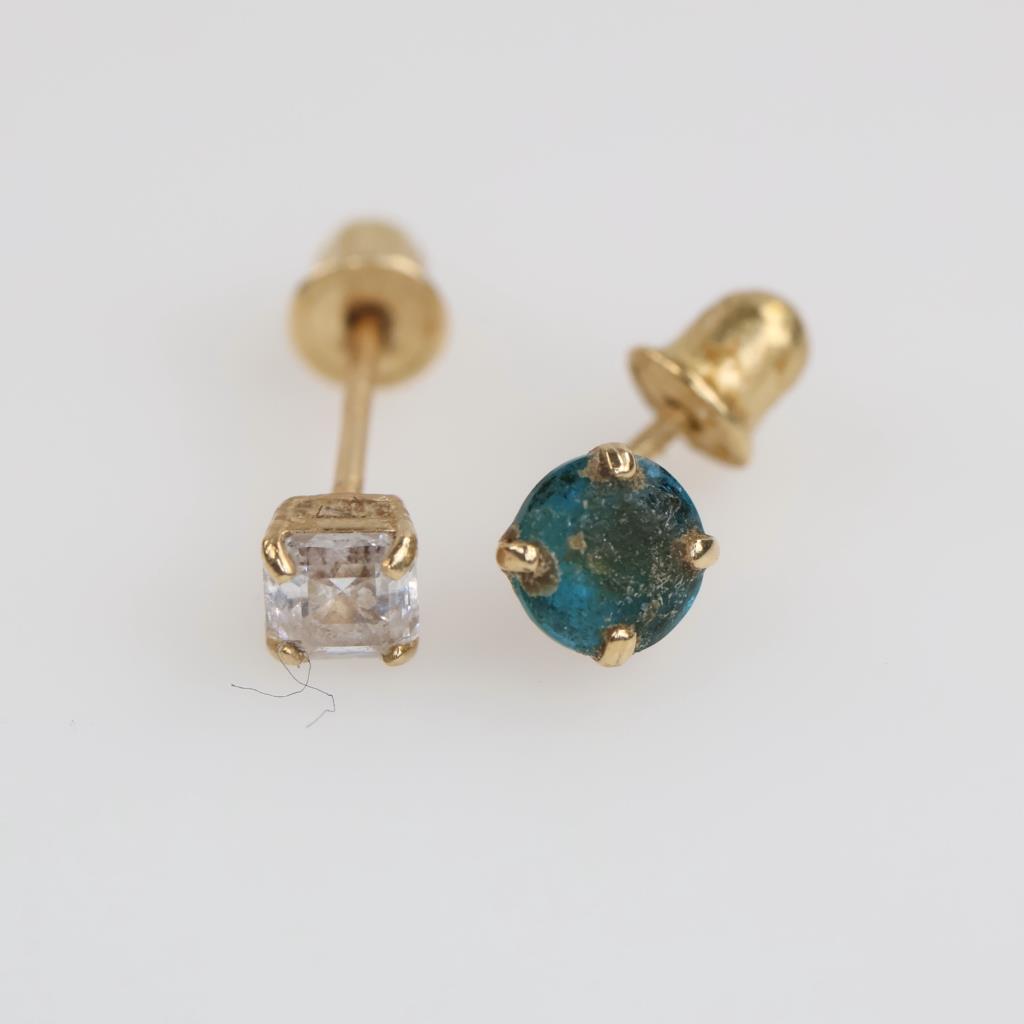 14kt Gold Mismatched Earrings, 2 Pieces