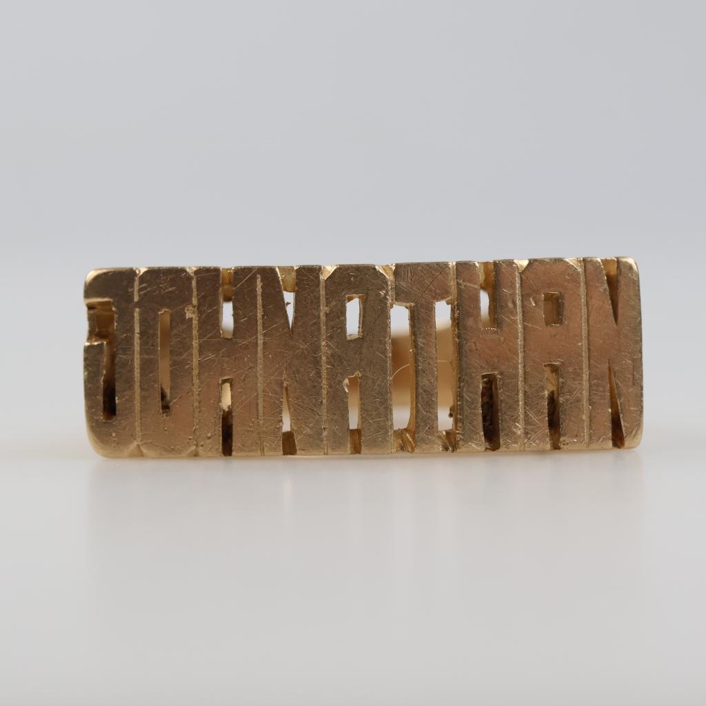 Wringing Ringing 14kt Gold Name Ring - PropertyRoom.com