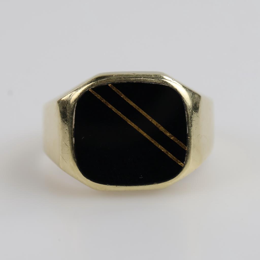 14kt Gold Onyx Black Signet Ring