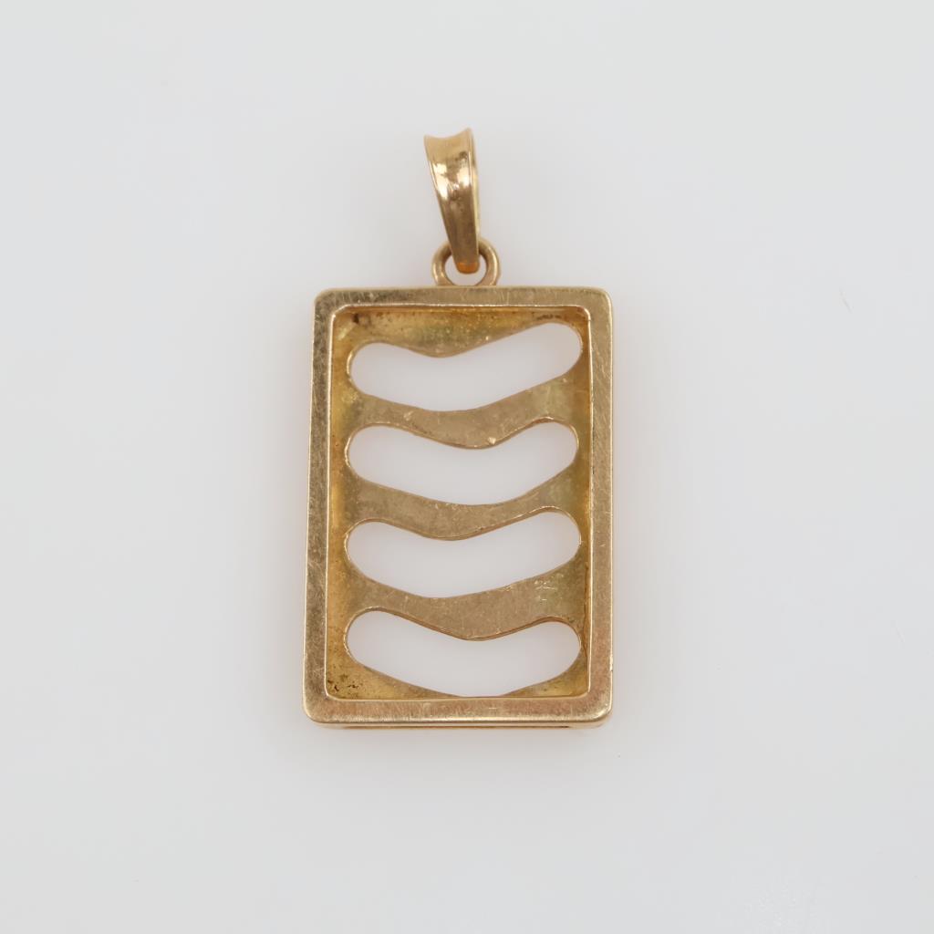 14kt Gold Pendant