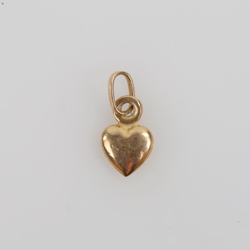14kt Gold Puffy Heart Pendant