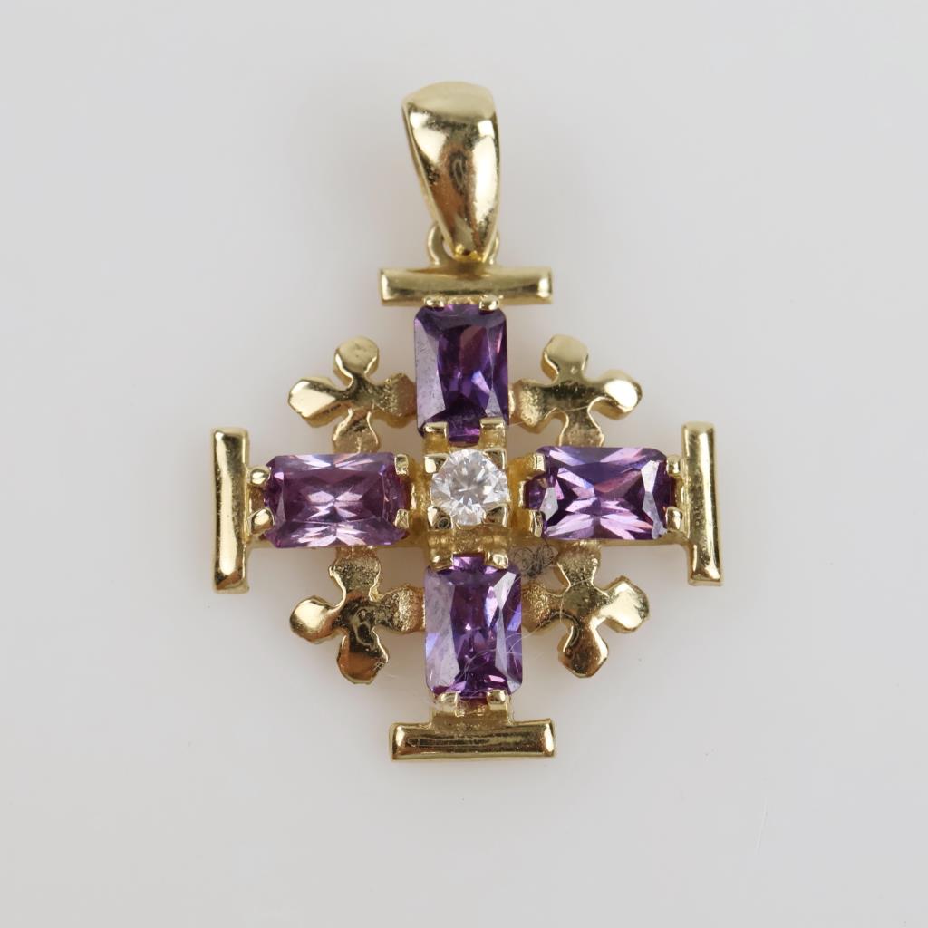 14kt Gold Purple Gass And Clear Stone Pendant