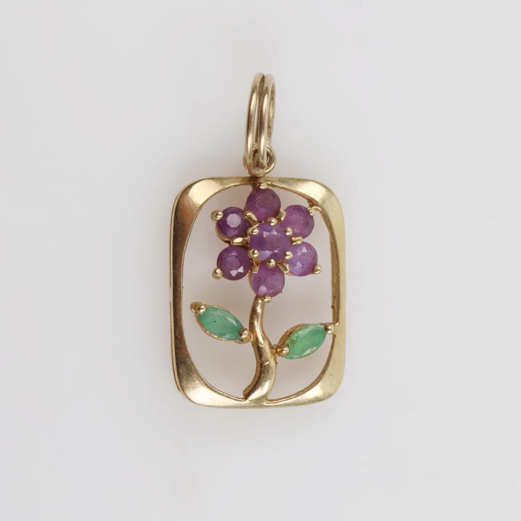 14kt Gold Purple & Green Stone Flower Pendant