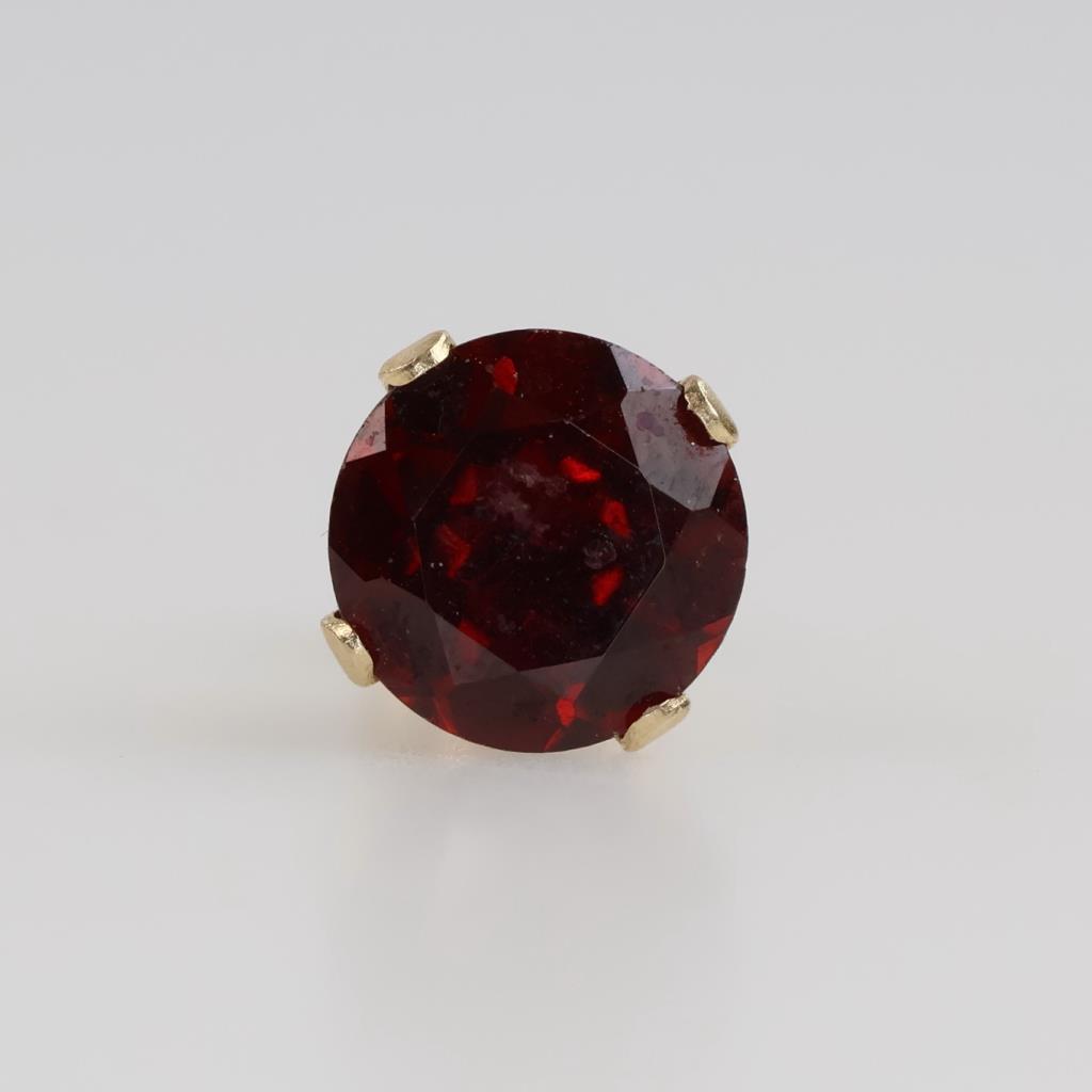 14kt Gold Red Stone Single Earring
