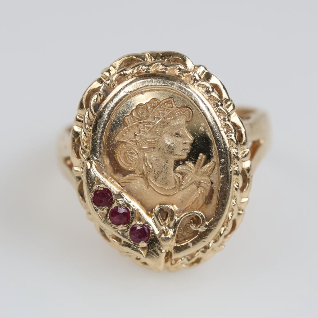 14kt Gold Red Stone Token Ring
