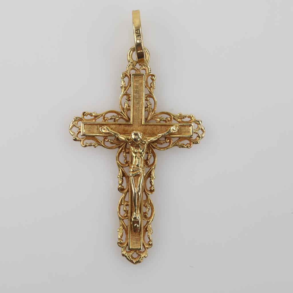 14kt Gold Religious Pendant